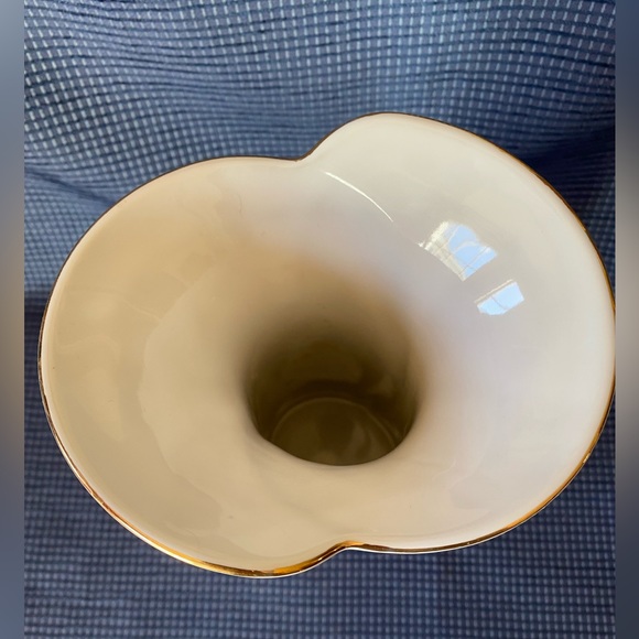 Mount Clemens Pottery Ribbon and Holly Tall Vase - Picture 3 of 7